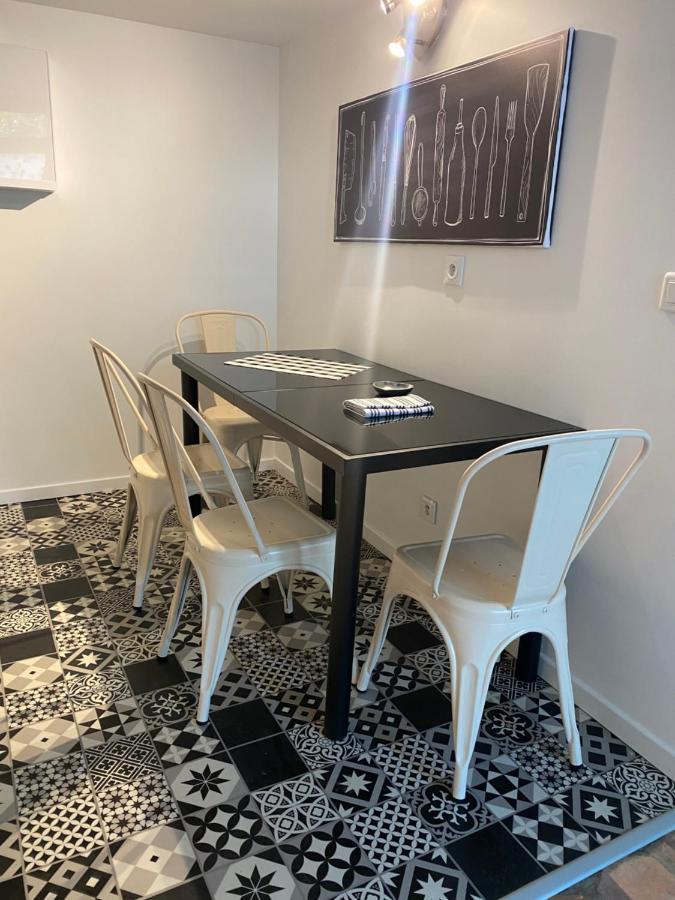 Studio Duplex Avec Spa Et Cour Privee Bonnelles ภายนอก รูปภาพ