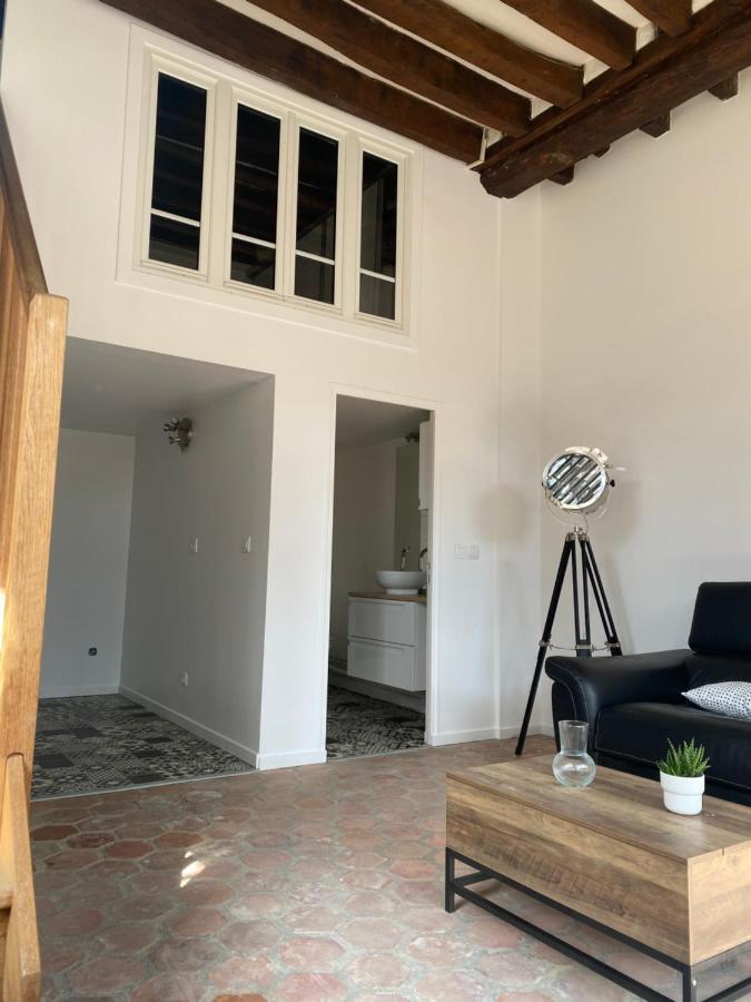 Studio Duplex Avec Spa Et Cour Privee Bonnelles ภายนอก รูปภาพ